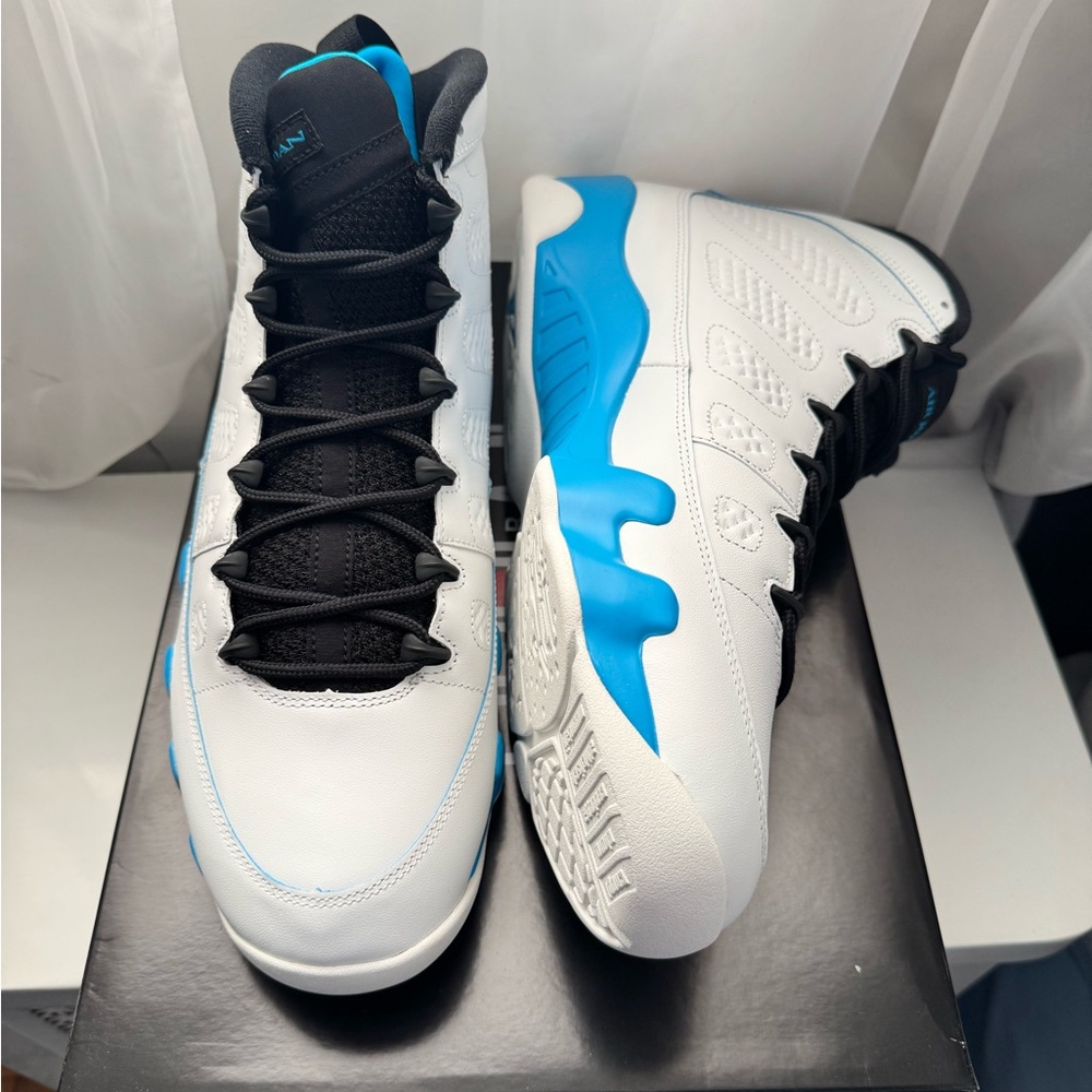 NIB Men’s Jordan Retro 9 size 13